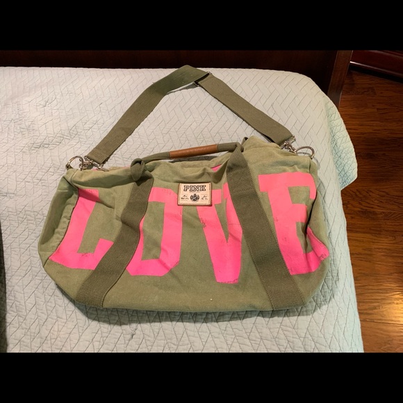 PINK Victoria's Secret Handbags - Victoria Secret Duffle bag